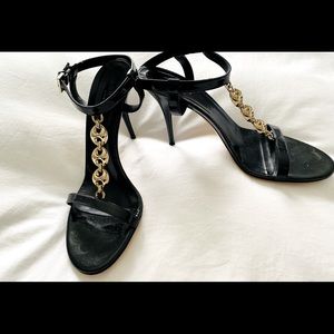 Vintage Gucci T-Strap Horse bit sandals